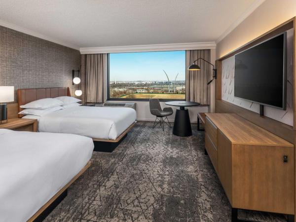 Sheraton Pentagon City : photo 1 de la chambre chambre 2 lits double -  vue sur washington dc et sur ville - bâtiment principal