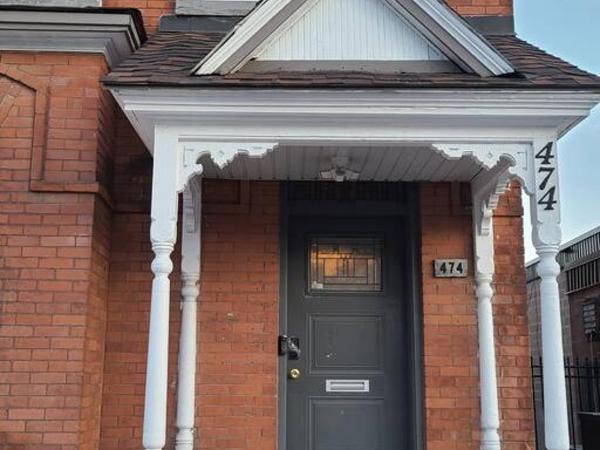 Cloud Bnb Downtown Ottawa : photo 10 de la chambre chambre familiale avec salle de bains