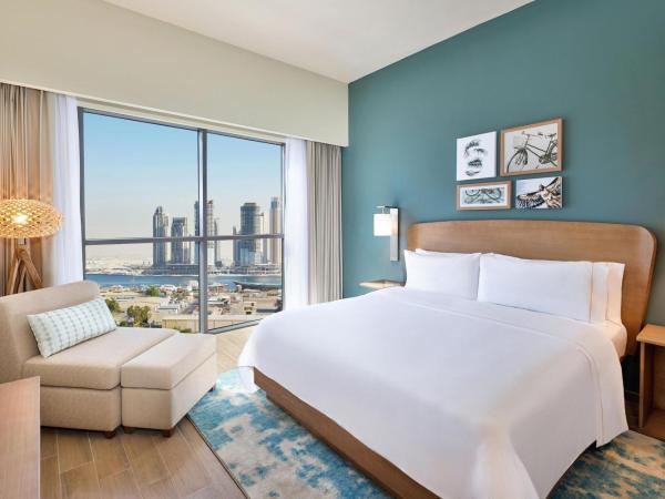 Element Al Jaddaf, Dubai : photo 1 de la chambre 1 bedroom apartment with 1 king, sofa bed, creek view (complimentary transfer to dubai mall, festival city mall, la mer beach & al jaddaf metro)