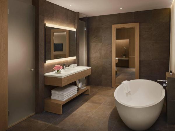 The Sanya EDITION : photo 5 de la chambre ocean view king bed room