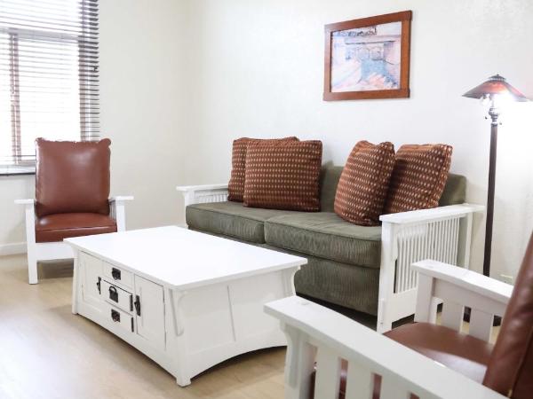 Hotel Carmel Santa Monica : photo 3 de la chambre chambre avec 2 grands lits queen-size