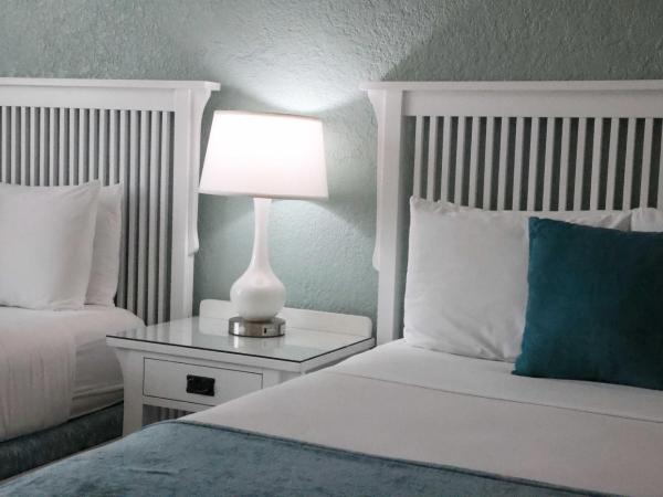 Hotel Carmel Santa Monica : photo 5 de la chambre chambre avec 2 grands lits queen-size 