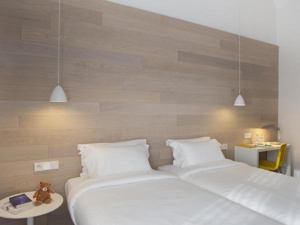 9Hotel Opera : photo 3 de la chambre chambre club familiale