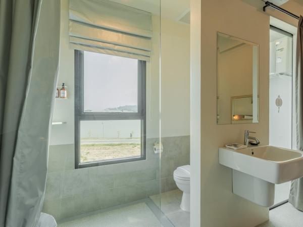 Ang Pao Hotel - SHA Extra Plus : photo 6 de la chambre chambre lit king-size deluxe