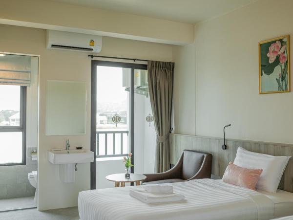 Ang Pao Hotel - SHA Extra Plus : photo 4 de la chambre chambre lits jumeaux deluxe