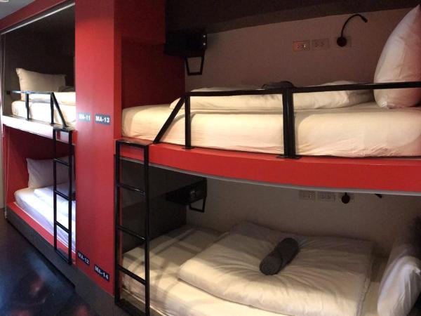 Stardust Boutique Hotel : photo 3 de la chambre lit superposé dans dortoir mixte