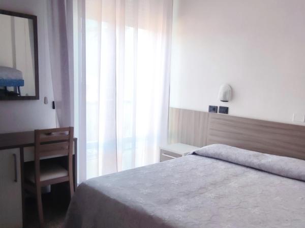 Hotel Ardesia : photo 4 de la chambre chambre double ou lits jumeaux avec balcon