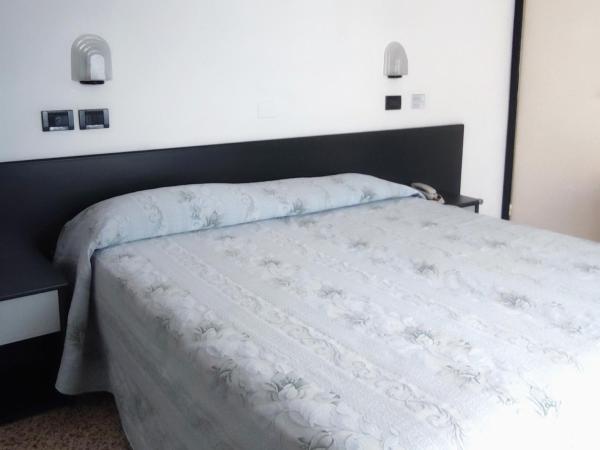 Hotel Ardesia : photo 9 de la chambre chambre double ou lits jumeaux avec balcon