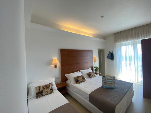 Hotel Villa del Parco : photo 2 de la chambre chambre triple supérieure