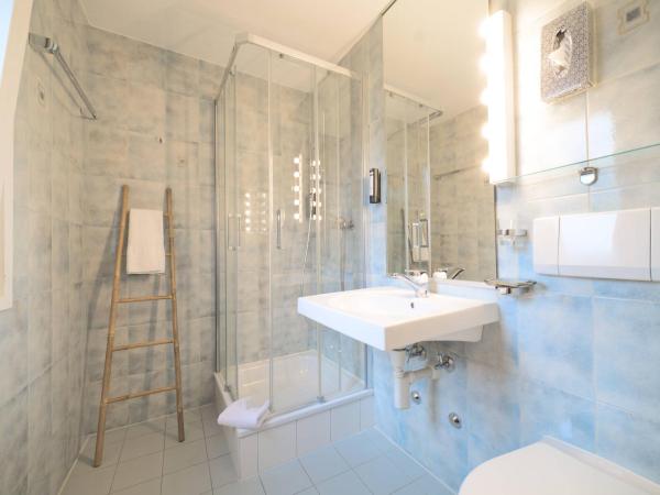 Tulip Inn Beaulieu Lausanne : photo 3 de la chambre chambre lit king-size standard