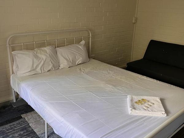 H & D Apartments : photo 5 de la chambre studio lit queen-size