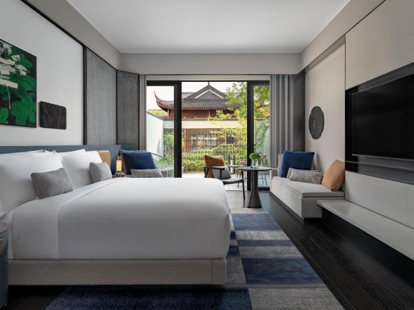 Kimpton Bamboo Grove Suzhou, an IHG Hotel : photo 3 de la chambre 1 king essential outdoor living area