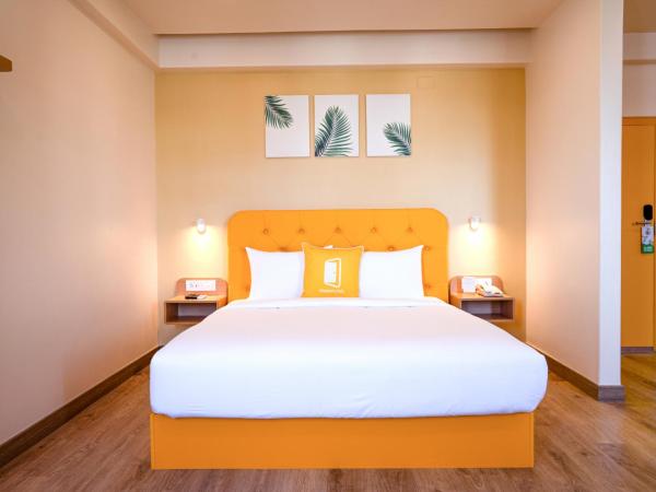 Bloom Hotel - HSR Layout Sector 3 : photo 2 de la chambre chambre lit king-size standard