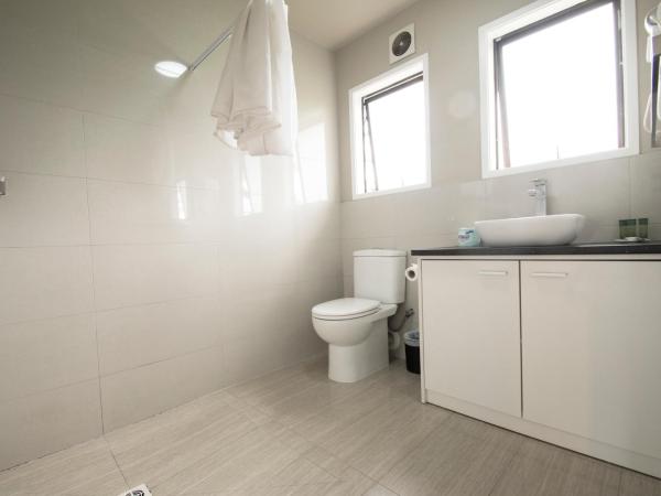 Middlemore Motel : photo 3 de la chambre studio lit queen-size et lit simple