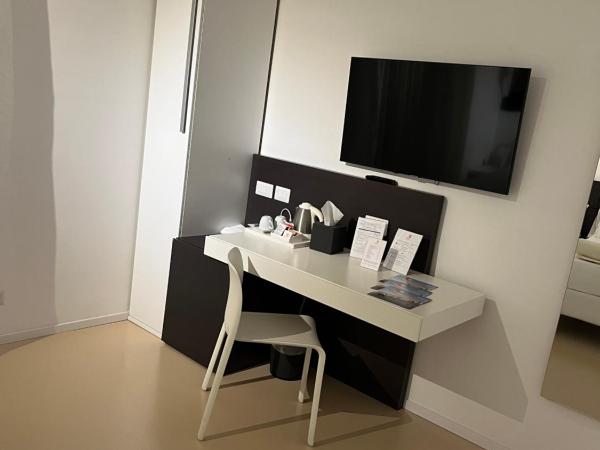 Hotel Cave Del Sole : photo 2 de la chambre chambre lits jumeaux