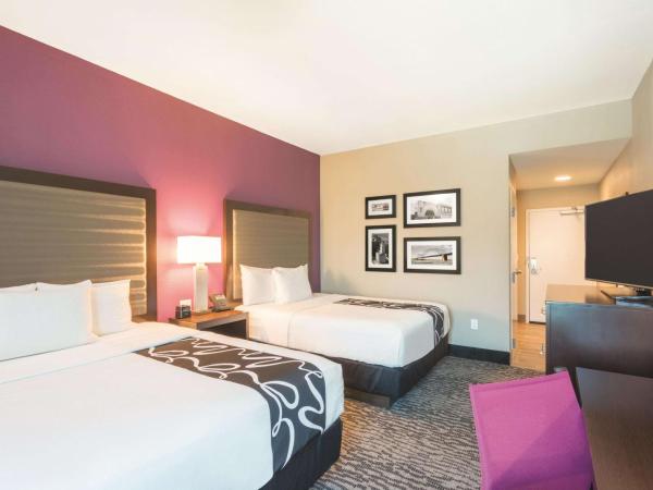 La Quinta by Wyndham Memphis Downtown : photo 2 de la chambre chambre avec 2 grands lits queen-size 