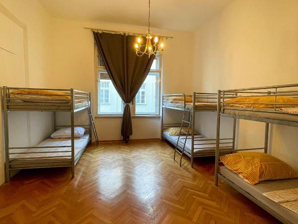 Centrum Hostel : photo 2 de la chambre dortoir mixte
