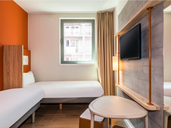 ibis budget Gent Centrum Dampoort : photo 4 de la chambre chambre lits jumeaux