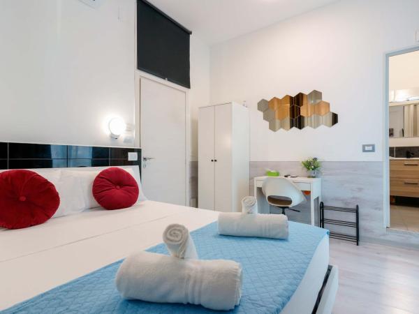 Mirabilia Golden : photo 7 de la chambre chambre double avec salle de bains privative