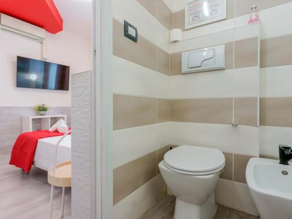 Mirabilia Golden : photo 8 de la chambre chambre double avec salle de bains privative