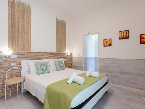 Mirabilia Golden : photo 2 de la chambre chambre double avec salle de bains privative