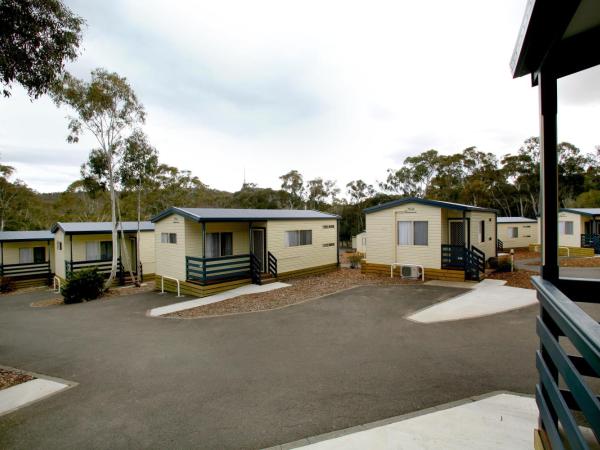 Alivio Tourist Park Canberra : photo 7 de la chambre rosella cabin (2 bedroom)