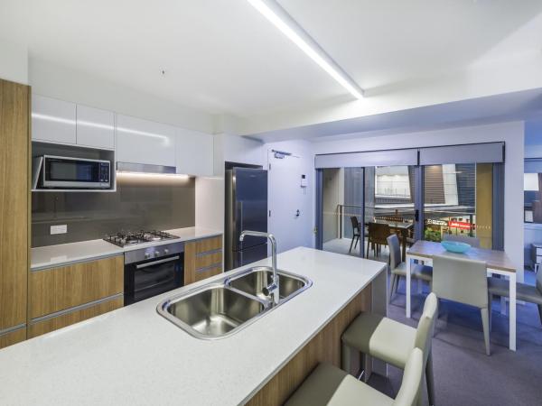 Link Portside Wharf Apartment Hotel : photo 3 de la chambre one-bedroom queen bed apartment