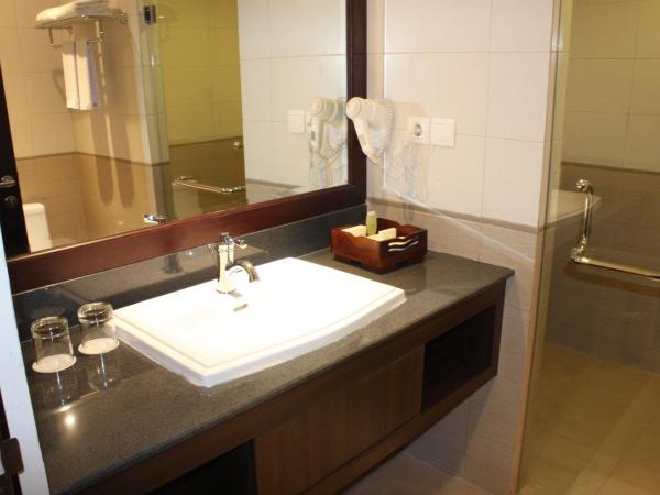 Varna Culture Hotel Soerabaia : photo 3 de la chambre chambre double ou lits jumeaux supérieure