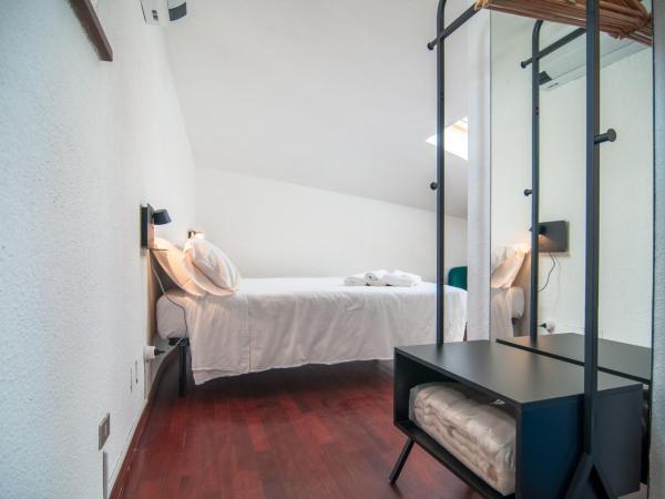 Umbrian Concierge - Duomo Accommodations : photo 6 de la chambre chambre double standard