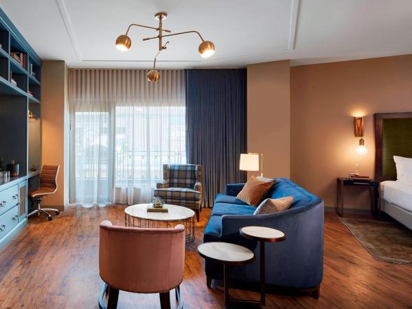 Hotel Zachary, Chicago, a Tribute Portfolio Hotel : photo 9 de la chambre junior suite - ballpark view