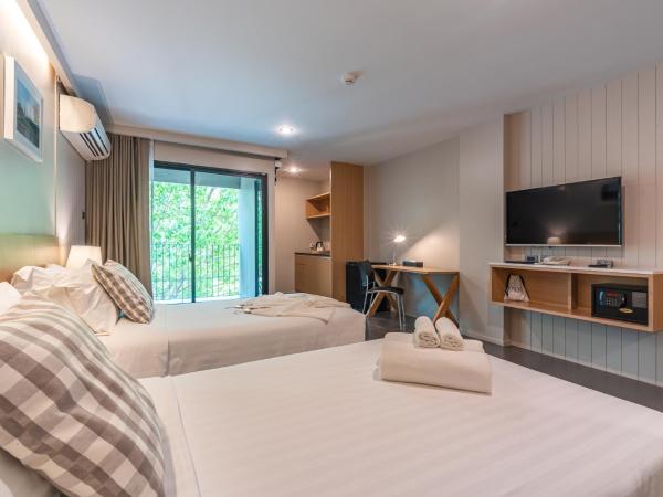 Naga Residence : photo 3 de la chambre deluxe twin room with balcony