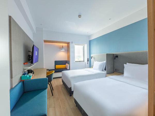 Holiday Inn Express Shanghai Pudong Airport, an IHG Hotel : photo 1 de la chambre chambre standard
