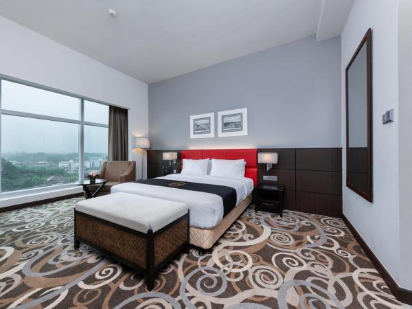 Raia Hotel & Convention Centre Kuching : photo 7 de la chambre suite familiale