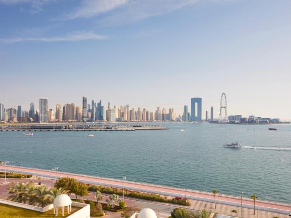 Jumeirah Zabeel Saray Dubai : photo 4 de la chambre hébergement familiale deluxe avec balcon, accès au spa de luxe, club enfants & ados et cinéma privé - vue sur mer
