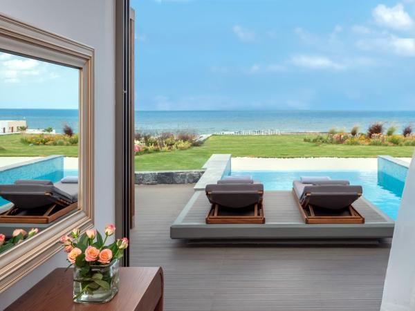 Nana Princess Suites Villas & Spa : photo 1 de la chambre suite Énergie premium - vue mer avec piscine privée et soul sauna