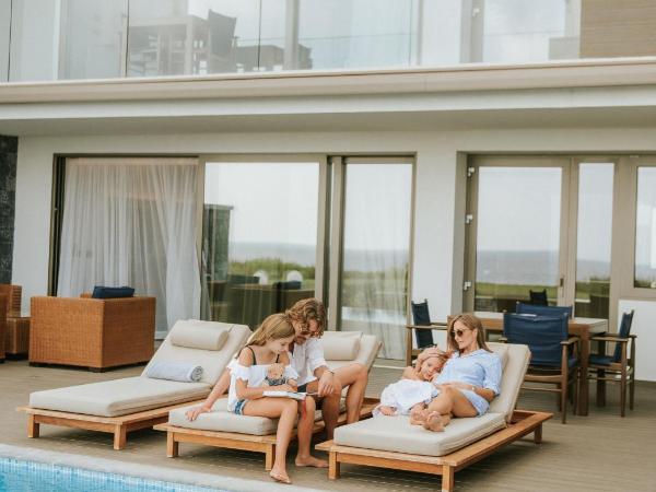 Nana Princess Suites Villas & Spa : photo 1 de la chambre  villa de rêve princesse - vue mer avec piscine privée, baignoire d'hydromassage extérieure et sauna soul 