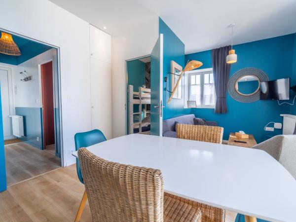 Logis Hôtel Ker Mor : photo 4 de la chambre appartement avec balcon - vue sur mer