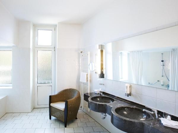 Relexa Hotel Bellevue an der Alster : photo 4 de la chambre chambre double ou lits jumeaux premium