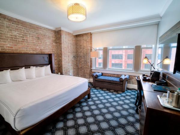 Q&C Hotel and Bar New Orleans, Autograph Collection : photo 3 de la chambre chambre lit king-size deluxe