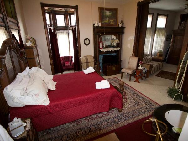Mansion on The Mile B&B : photo 7 de la chambre chambre double deluxe avec douche