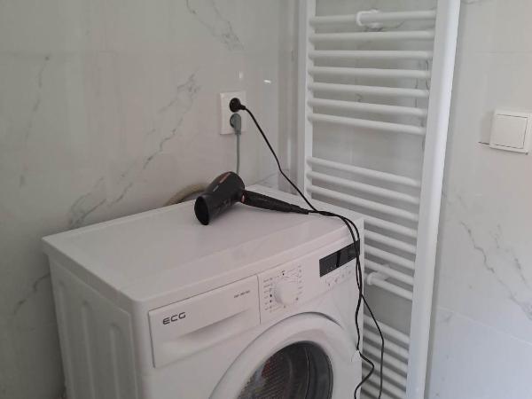 HaKhanh family : photo 1 de la chambre chambre familiale avec balcon