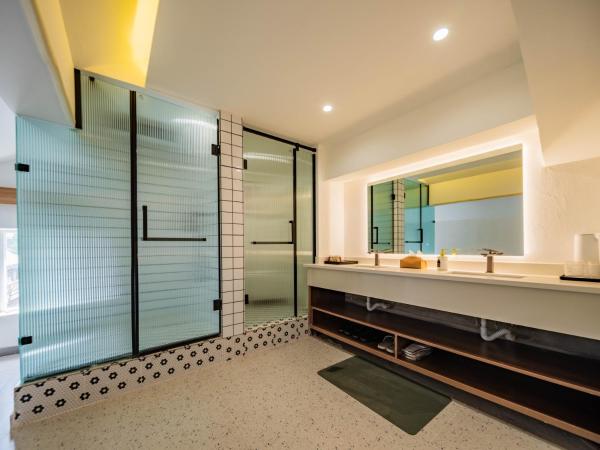 Joke Inn : photo 3 de la chambre walled city view parent-child suite - chengtian