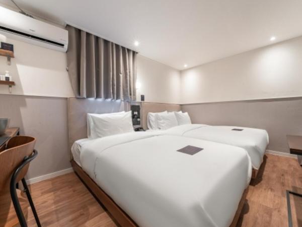 Just Stay Hotel : photo 6 de la chambre chambre double familiale