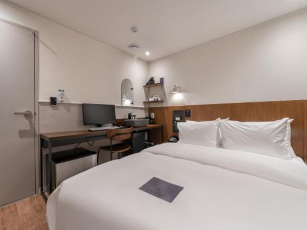 Just Stay Hotel : photo 5 de la chambre chambre double deluxe avec baignoire