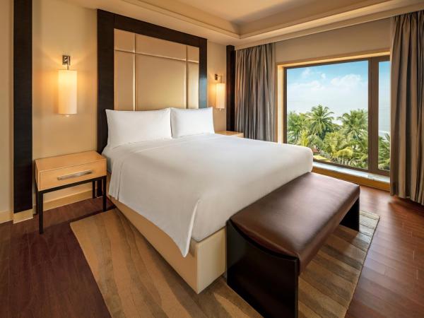 JW Marriott Mumbai Juhu : photo 3 de la chambre executive lounge access, guest room, 1 king