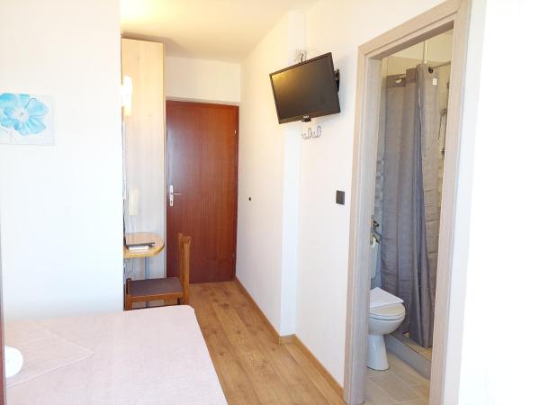 Pansion Klaudija : photo 8 de la chambre chambre double - vue sur mer