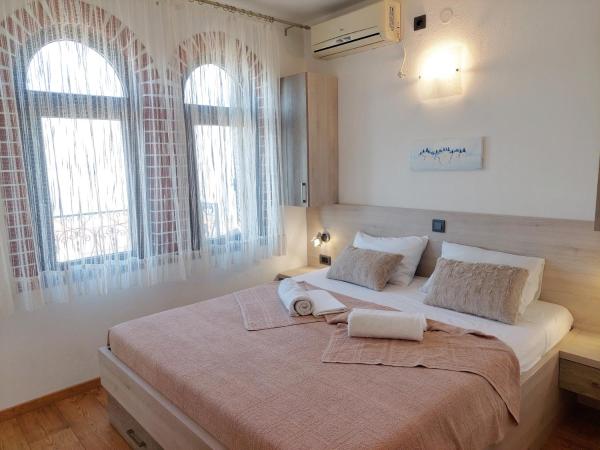 Pansion Klaudija : photo 2 de la chambre chambre double - vue sur mer