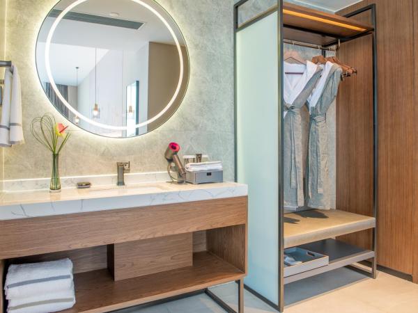 UrCove by HYATT Shenzhen Nanshan Science and Technology Park : photo 1 de la chambre chambre lit king-size supérieure