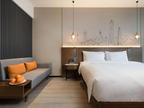 UrCove by HYATT Shenzhen Nanshan Science and Technology Park : photo 1 de la chambre chambre lit king-size deluxe