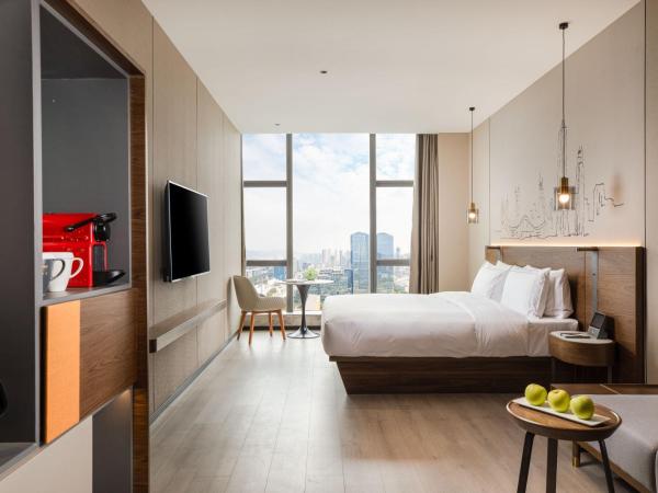 UrCove by HYATT Shenzhen Nanshan Science and Technology Park : photo 5 de la chambre chambre lit king-size exécutive